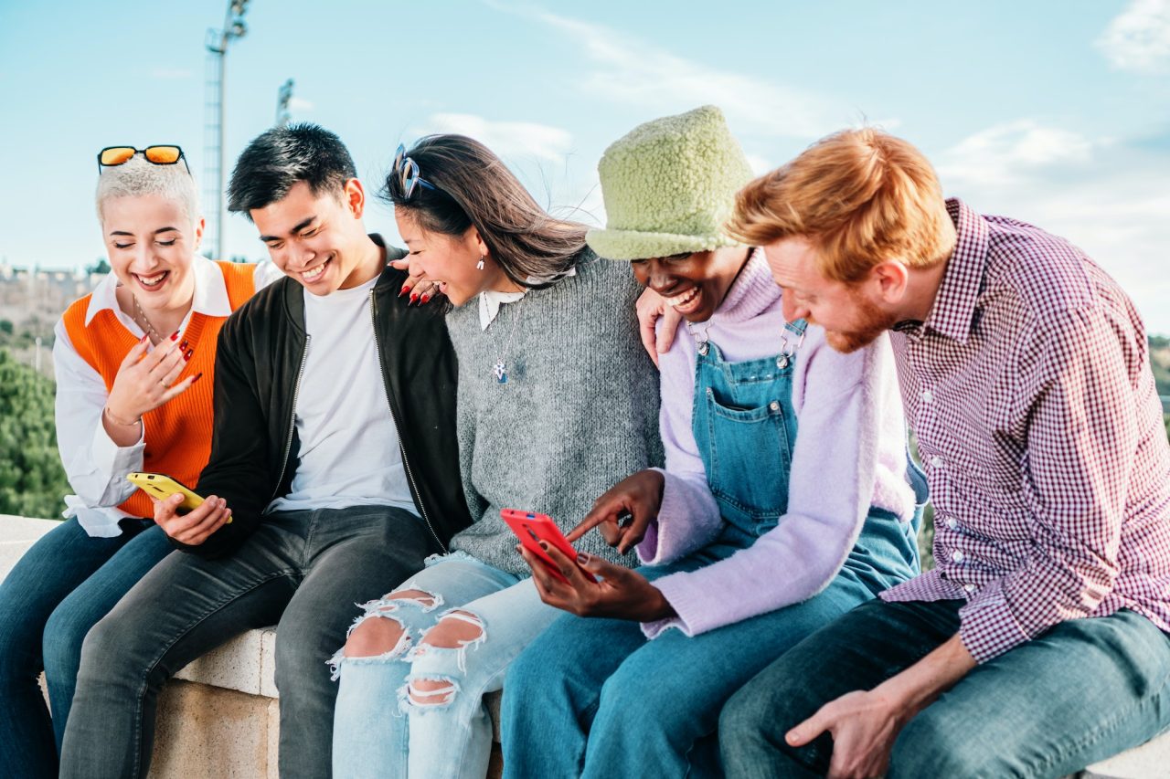 Tapping into Trends: Harnessing Viral Content for Social Media Success